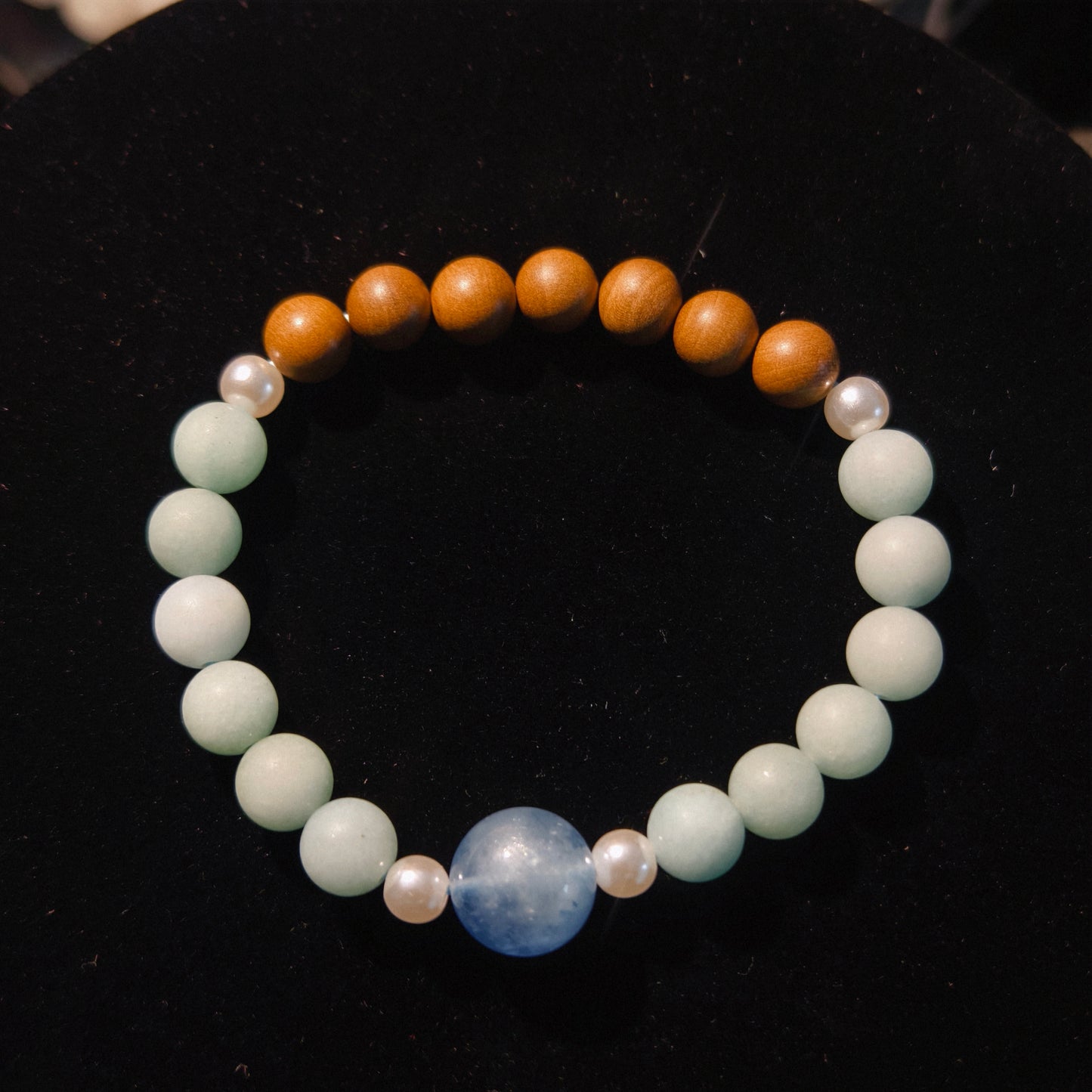 「松の間の海の音」サンダルウッド×アクアマリンブレスレット`#サンダルウッドブレスレット #アクアマリンブレスレット #禅風アクセサリー #パワーストーンブレスレット #心を癒すアクセ #通勤アクセ #ナチュラルアクセ #天然石アクセ #東洋風アクセ #ギフトにおすすめ`