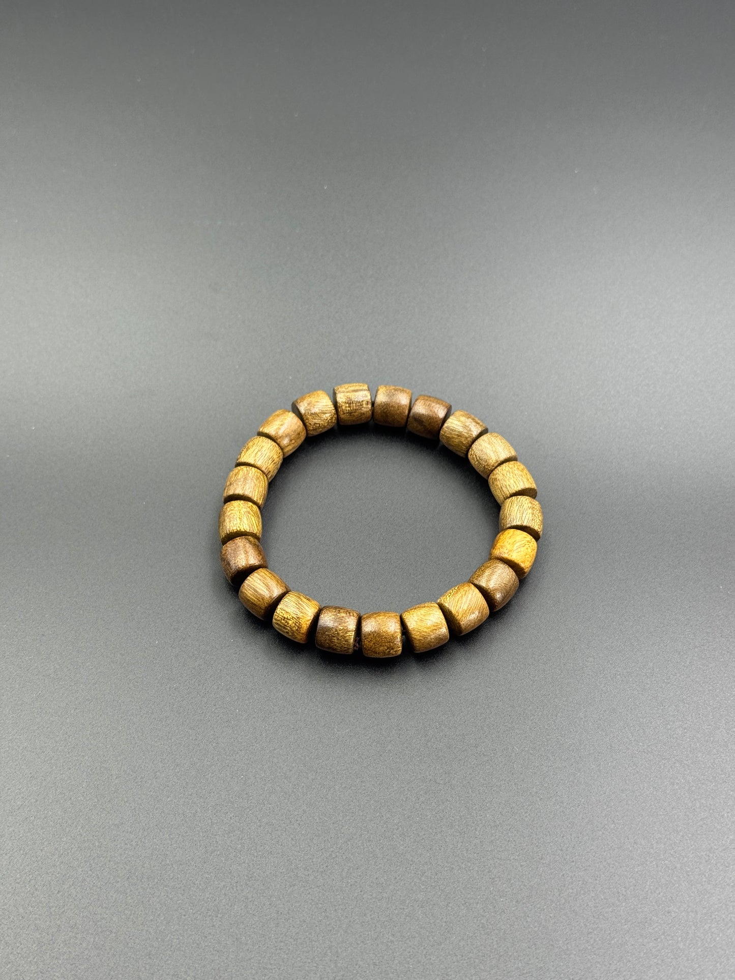 枯木金糸楠（かれき・きんしなん）1.0 直切り（ちょくぎり）