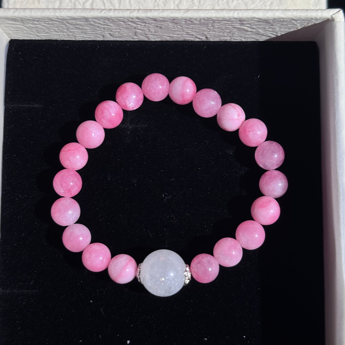 Pink Mist Sakura Good Match & Luck Enhancement, Fortune Reversal Natural Pink Agate & Cracked White Quartz Single Strand Bracelet. Free Shipping to US & Japan. Matchmaking & Noble Person Attraction Charm Bracelet.