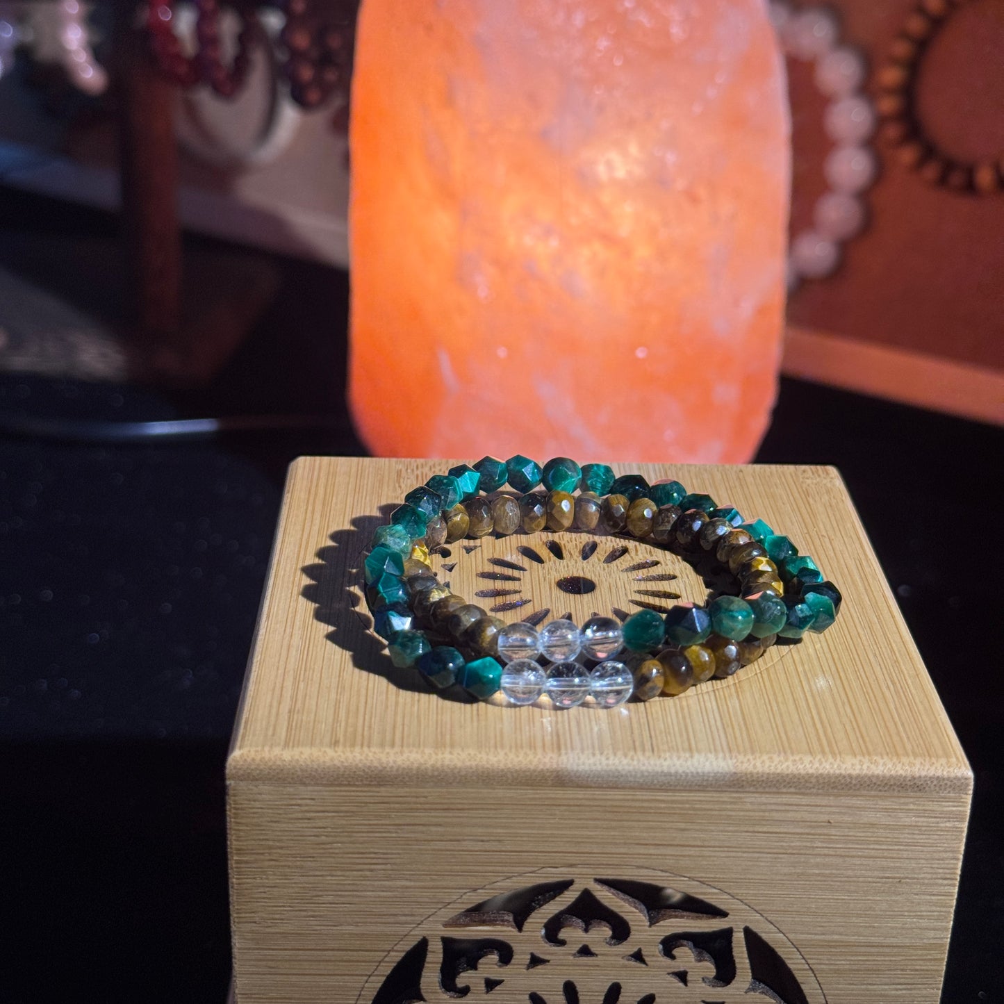 Ink Green Gold Luster Double-Wheel Cut Money-Drawing Natural Tiger's Eye/Green Tiger's Eye Double-Wheel Bracelet. Free shipping to USA and Japan. Five Elements Money Drawing/Business Luck Improvement Crystal Bracelet.